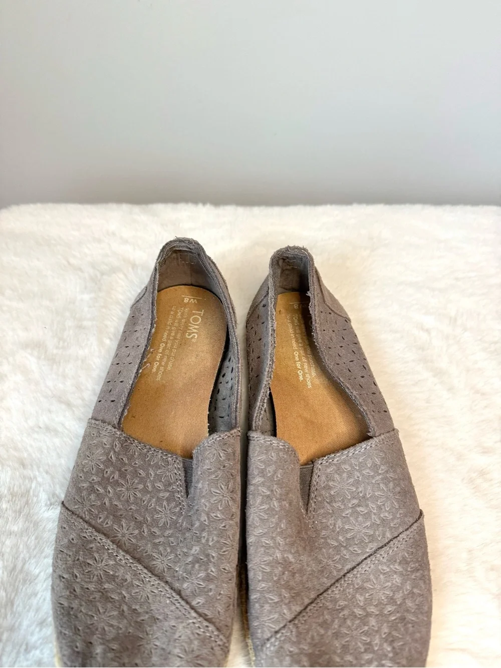 Toms Gray Laser-Cut Floral Slip-On Espadrilles Casual Shoes Size 8